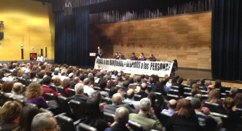 Los trabajadores de Bankia celebran una Asamblea para definir el modo de actuacin durante los prximos paros parciales y la Huelga General del prximo 6 de febrero.