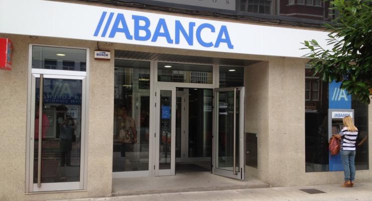 Los directivos de Abanca se blindan - Se sondea una nueva desinversin de Bankia - Abanca y CEISS, fuera del concurso de Sareb